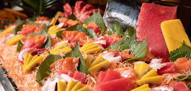 Sashimi Lover Friday Dinner Buffet
